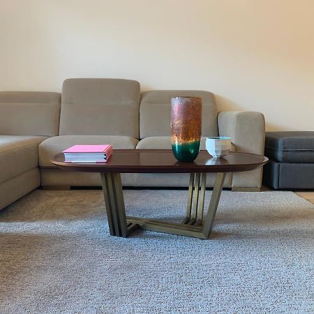 New!! Luxury Avenida Da Liberdade Flat- With Rooftop And Pool Apartment Lisbon Luaran gambar