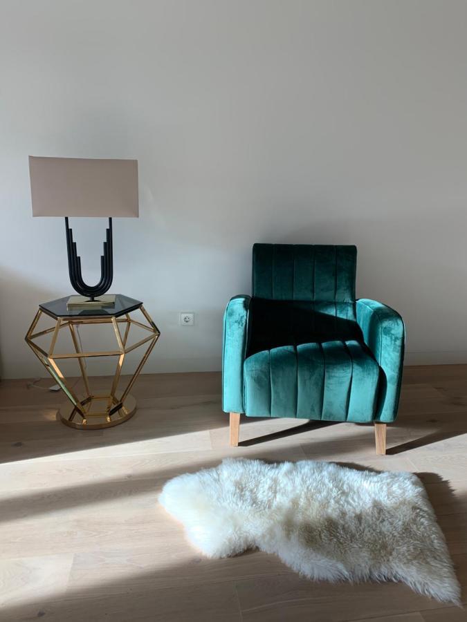 New!! Luxury Avenida Da Liberdade Flat- With Rooftop And Pool Apartment Lisbon Luaran gambar