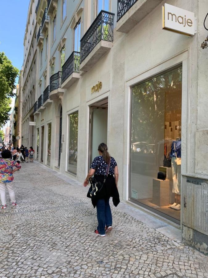 New!! Luxury Avenida Da Liberdade Flat- With Rooftop And Pool Apartment Lisbon Luaran gambar