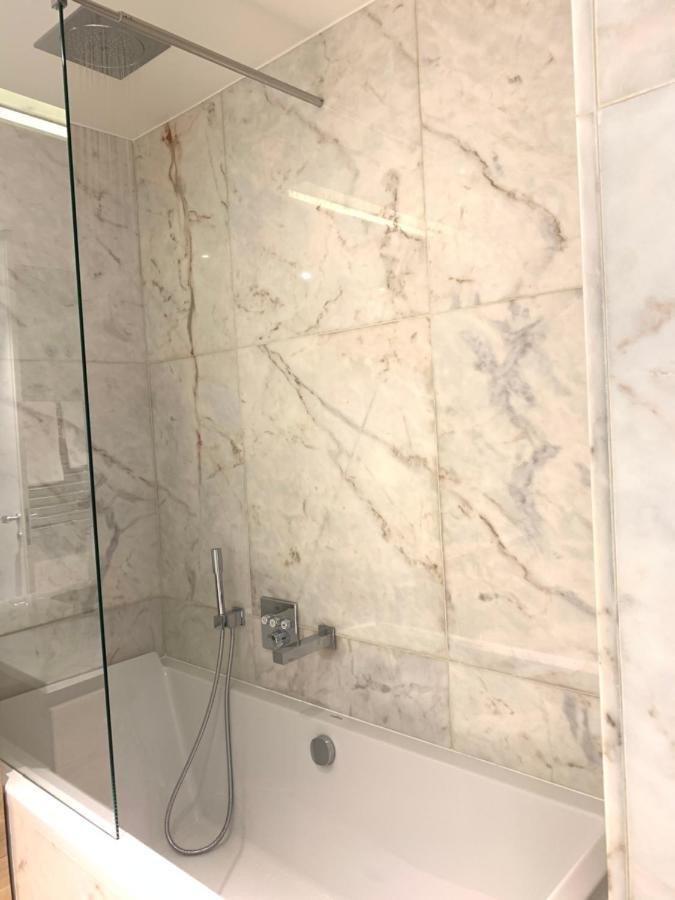 New!! Luxury Avenida Da Liberdade Flat- With Rooftop And Pool Apartment Lisbon Luaran gambar