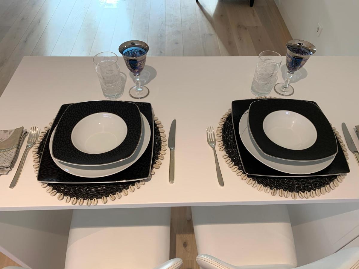New!! Luxury Avenida Da Liberdade Flat- With Rooftop And Pool Apartment Lisbon Luaran gambar