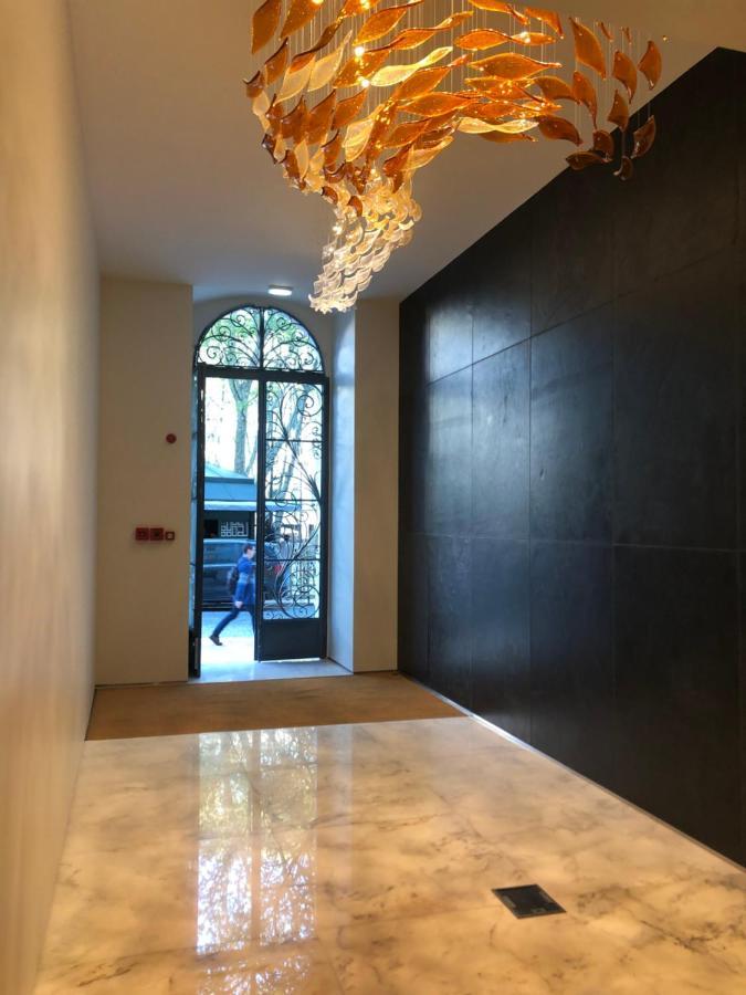 New!! Luxury Avenida Da Liberdade Flat- With Rooftop And Pool Apartment Lisbon Luaran gambar