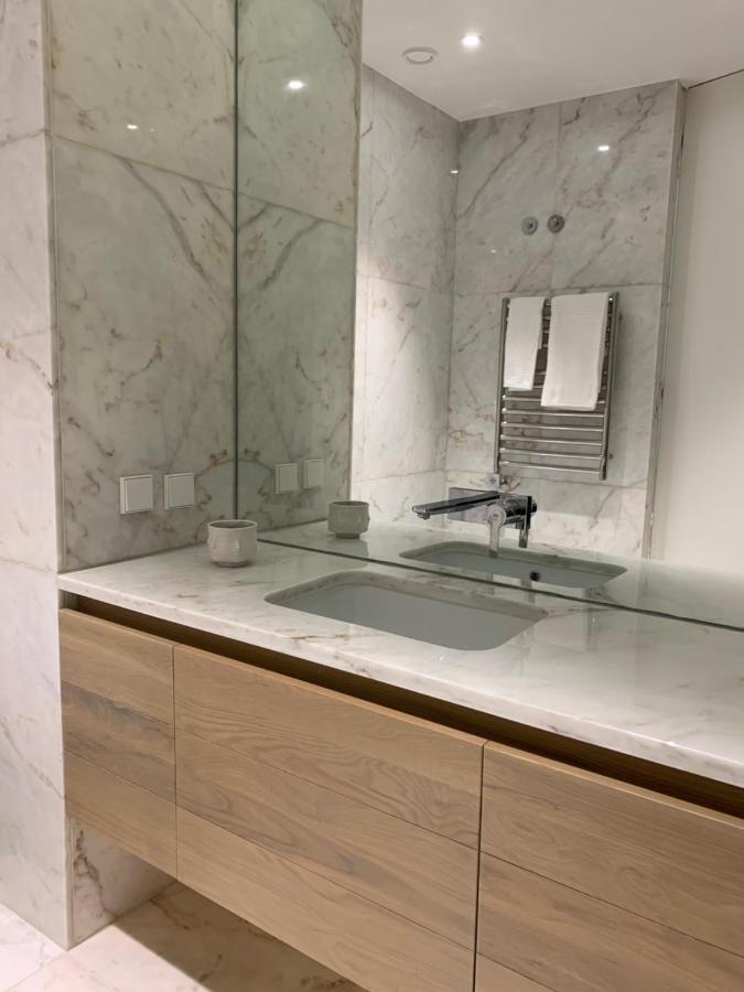 New!! Luxury Avenida Da Liberdade Flat- With Rooftop And Pool Apartment Lisbon Luaran gambar