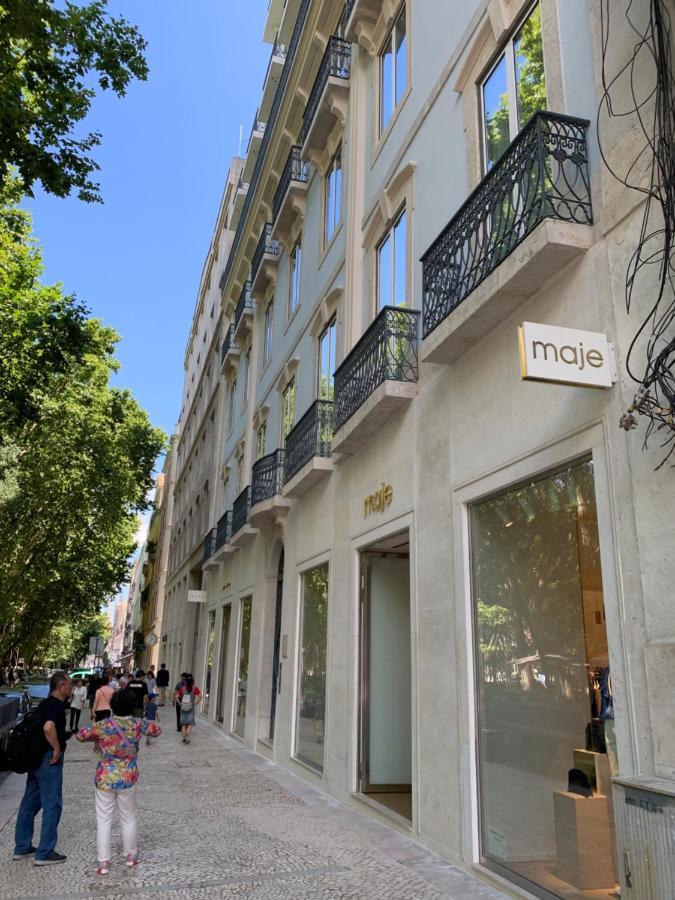 New!! Luxury Avenida Da Liberdade Flat- With Rooftop And Pool Apartment Lisbon Luaran gambar