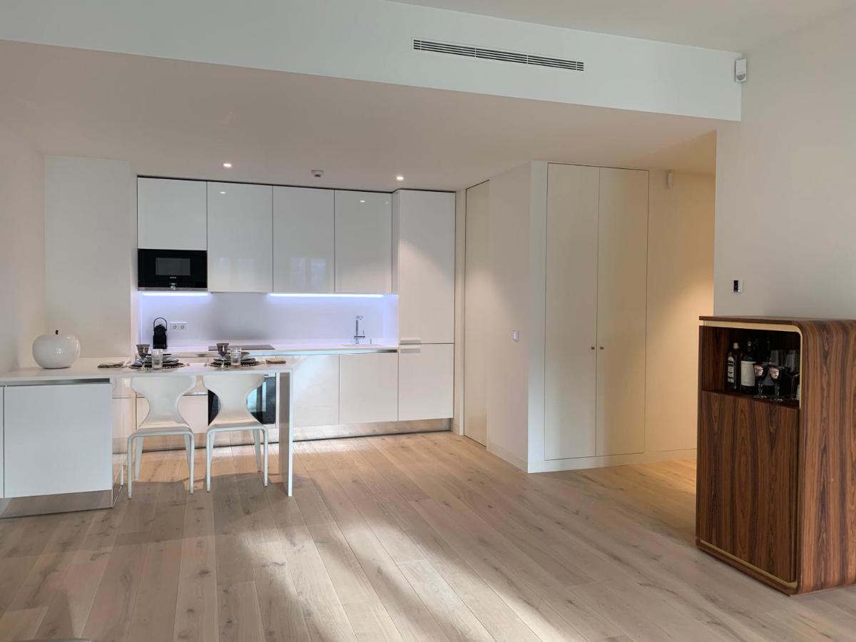 New!! Luxury Avenida Da Liberdade Flat- With Rooftop And Pool Apartment Lisbon Luaran gambar